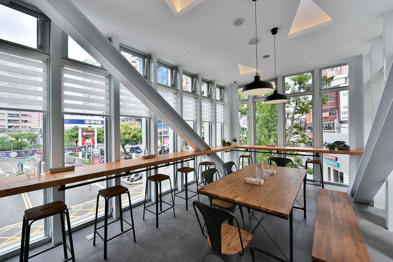 Hotel Mapp Taichung Exterior photo